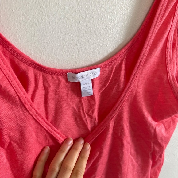 NWOT Beyond Yoga Well Traveled Tank - Coral Glow size M - Picture 4 of 5